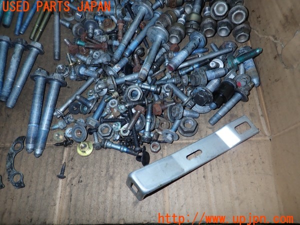 3UPJ=9228130720]ポルシェ ボクスター(98623 986型)ネジ・ナット・ステー類 セット ジャンク_5
