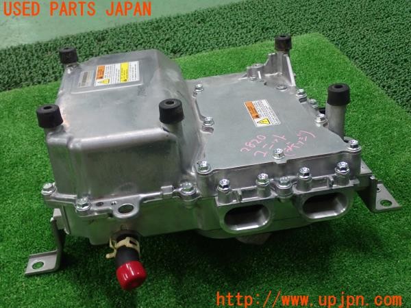 3UPJ=9228200581]アウトランダーPHEV(GG2W)前期 純正 9410A081 リアモーターコントロールユニット RMCU 中古_2