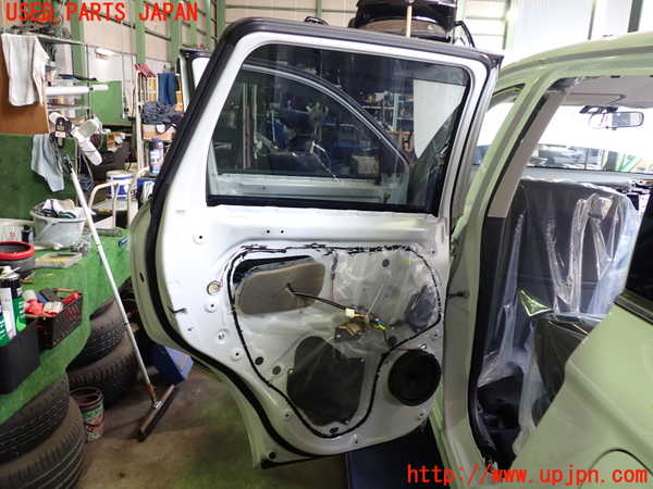 2UPJ-9228201320]アウトランダーPHEV(GG2W)左後ドア 中古(43R-007953 M2L3)_5
