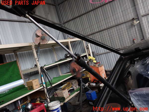 2UPJ-9228221584]スタリオン(A187A)リアゲートダンパー 中古_2
