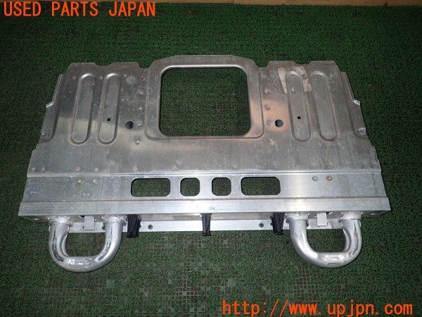 3UPJ=9228230715]BMW 650i カブリオレ(EK48 E64)後期 純正 5462 7181074-03 ロールオーバーバー 中古_3