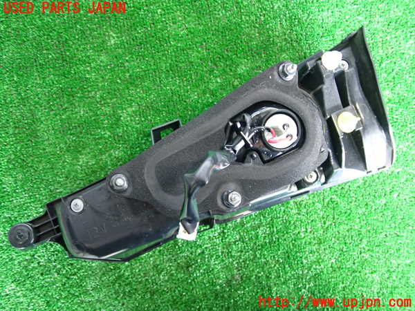 2UPJ-9228241552]レクサス・NX200t(AGZ10)左リアフィニッシャー 中古_2