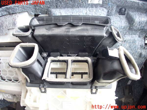 2UPJ-9228246081]レクサス・NX200t(AGZ10)エバポレーター1 中古_4