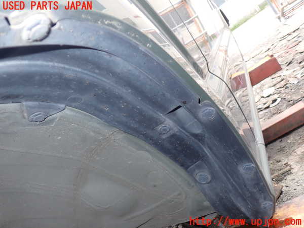 1UPJ-9228271092]ジムニー(JB64W)左前フェンダーライナー 中古_3
