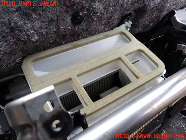 1UPJ-9228276081]ジムニー(JB64W)エバポレーター1 中古_2