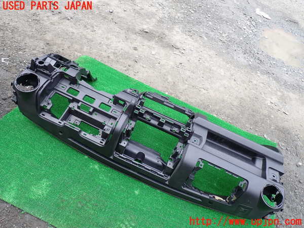 1UPJ-9228277505]ジムニー(JB64W)ダッシュボード 中古_4