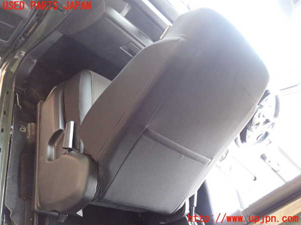 1UPJ-9228277065]ジムニー(JB64W)助手席シート 中古_5