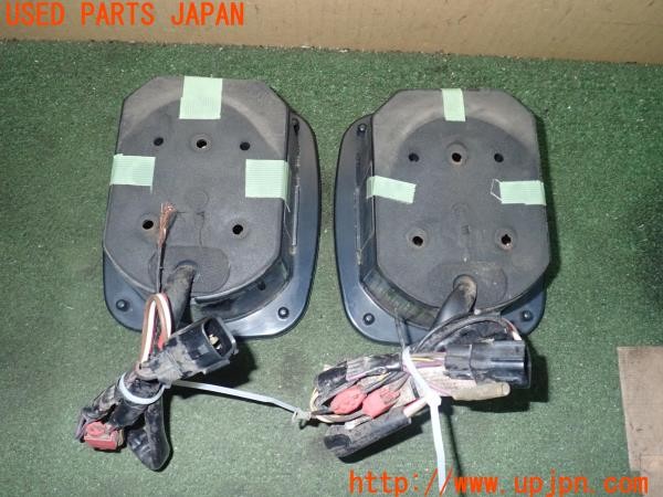 3UPJ=9228280547]ジープ ラングラー(TJ40S)VALENS VS-L131 テールランプ 中古_3