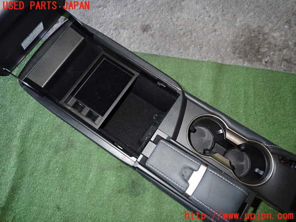 1UPJ-9228297540]レクサス・NX300h(AYZ10)センターコンソール 中古_3