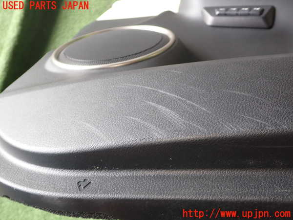 1UPJ-9228291234]レクサス・NX300h(AYZ10)右前ドア内張り 中古_2