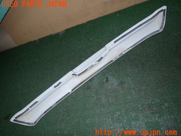 3UPJ=9228300057]ハイエースバン 200系(TRH200V 3型)社外 リアルーフスポイラー 中古_3
