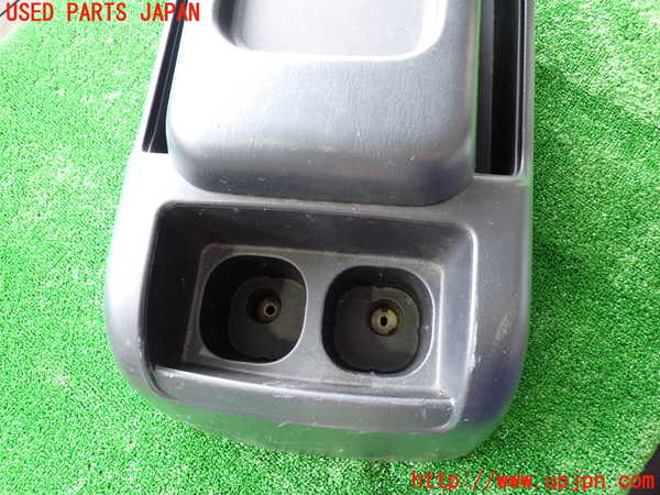 2UPJ-9228307540]ハイエースバン200系(TRH200V)センターコンソール 中古_4