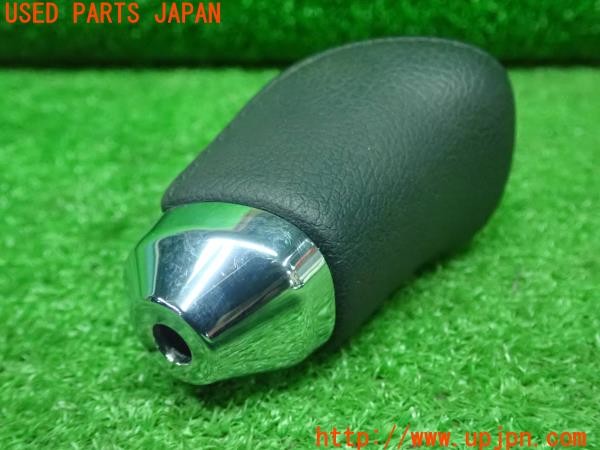 3UPJ=9228310614]ハイエースバン200系(KDH206V 2型)純正? シフトノブ 黒木目調 中古_4