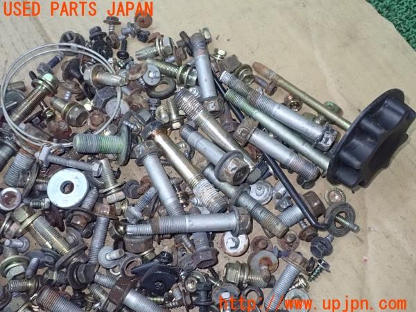 3UPJ=9228320720]ソアラ 3．0GT(JZZ31)ネジ・ナット・ステー類 セット ジャンク_2