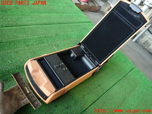 2UPJ-9228337465]マセラティ・クアトロポルテ(MQP)補助席 (ジャンク品) 中古_4