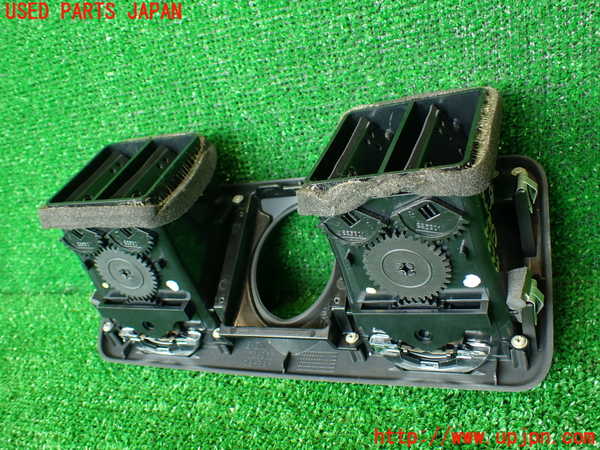 2UPJ-9228337526]マセラティ・クアトロポルテ(MQP)エアコン吹き出し口1 (真中) (ジャンク品) 中古_4