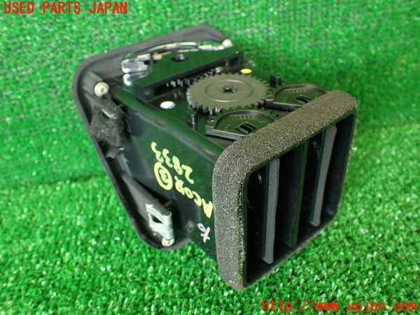 2UPJ-9228337528]マセラティ・クアトロポルテ(MQP)エアコン吹き出し口3 (右) (ジャンク品) 中古_4