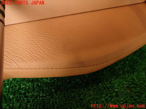2UPJ-9228337180]マセラティ・クアトロポルテ(MQP)左2列目ヘッドレスト 中古_5