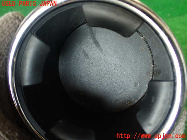 2UPJ-9228337810]マセラティ・クアトロポルテ(MQP)ドリンクホルダー 中古_2