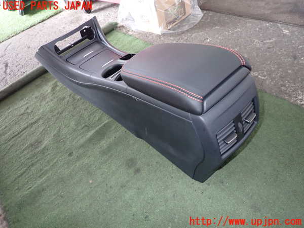 2UPJ-9228347540]ベンツ CLA250 4MATIC シューティングブレーク(117951)(117)センターコンソール 中古_2