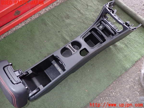 2UPJ-9228347540]ベンツ CLA250 4MATIC シューティングブレーク(117951)(117)センターコンソール 中古_3