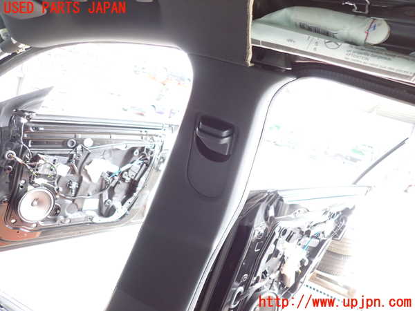 2UPJ-9228347665]ベンツ CLA250 4MATIC シューティングブレーク(117951)(117)右センターピラートリム 中古_2