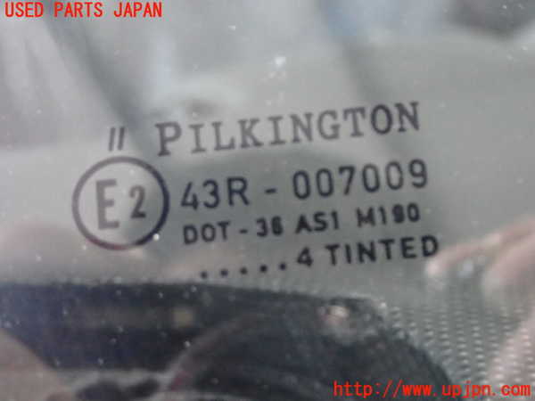 2UPJ-9228381195]VW ルポGTI(6EAVY)フロントガラス (43R-007009 M190) 中古_4