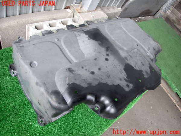2UPJ-9228382170]VW ルポGTI(6EAVY)エンジンアンダーカバー 中古_3