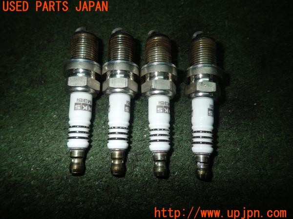 3UPJ=9228390161]シビック タイプR(EP3)前期 HKS M35i SUPER FIRE RACING スパークプラグ② 中古_3