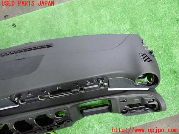 1UPJ-9228417505]ベンツ A200 d w177(177012)ダッシュボード 中古_2