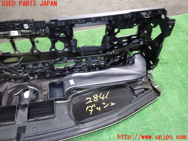 1UPJ-9228417505]ベンツ A200 d w177(177012)ダッシュボード 中古_4