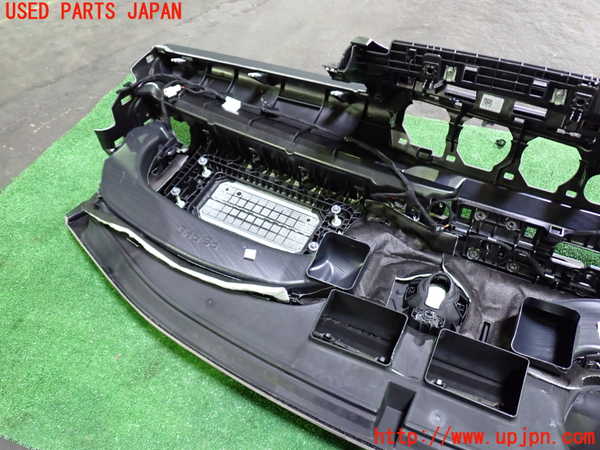 1UPJ-9228417505]ベンツ A200 d w177(177012)ダッシュボード 中古_5