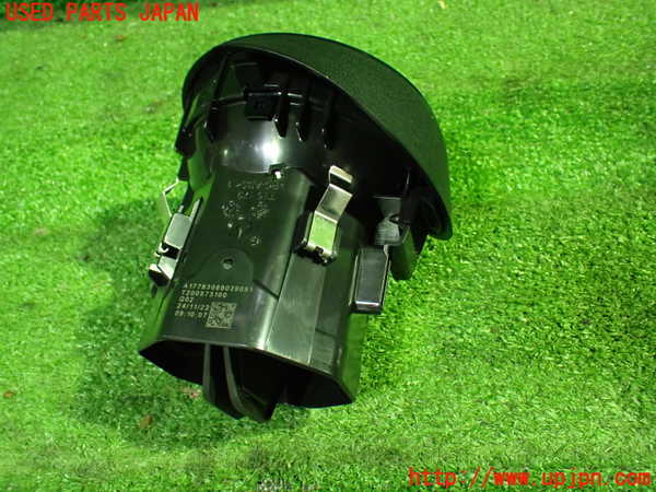 1UPJ-9228417526]ベンツ A200 d w177(177012)エアコン吹き出し口1 右 中古_2