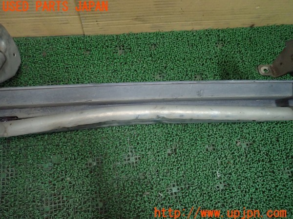 3UPJ=9228440025]デリカスペースギア(PD6W)後期 純正 MR335014 サイドステップ 中古_4