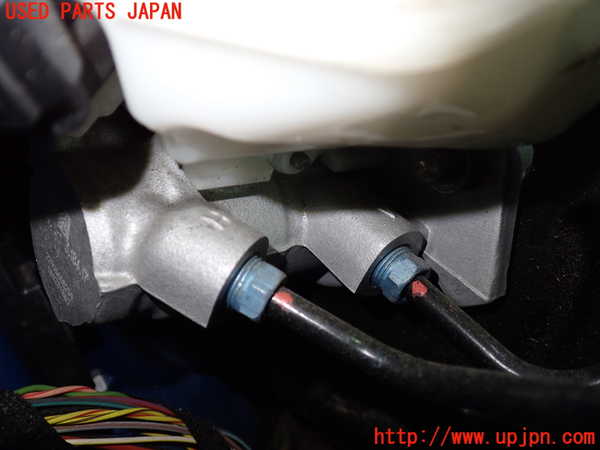 1UPJ-9228484050]BMW M2 クーペ F87(1H30G)ブレーキマスターシリンダー 中古_3