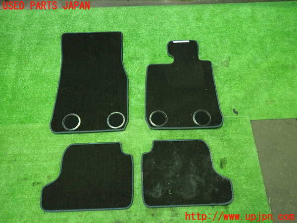 1UPJ-9228487800]BMW M2 クーペ F87(1H30G)フロアマット 中古_4