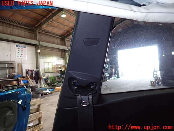 1UPJ-9228487675]BMW M2 クーペ F87(1H30G)右リアピラートリム 中古_3