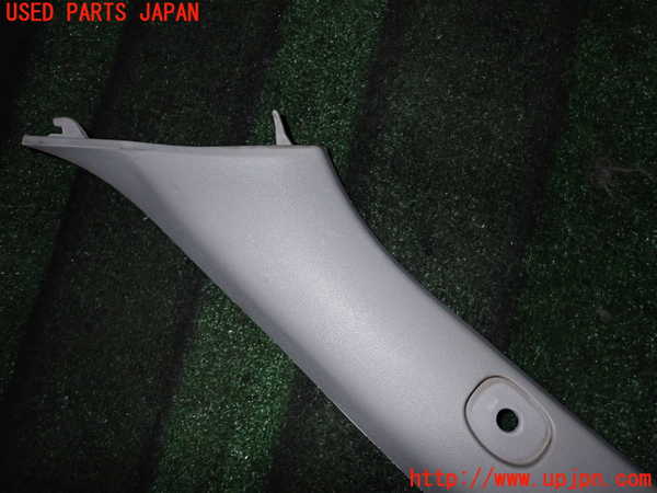 2UPJ-9228497660]レジアスエース(ハイエース200系)(KDH206V)左フロントピラートリム 中古_3