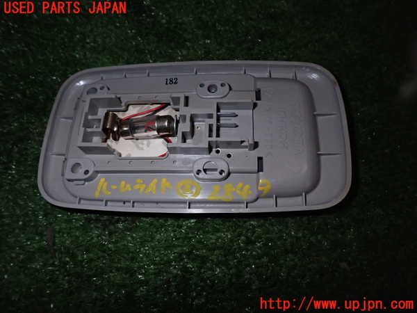 2UPJ-9228496412]レジアスエース(ハイエース200系)(KDH206V)ルームランプ2 (真中 2列目) 中古_2
