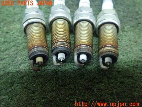 3UPJ=9228500160]ヴェゼル ハイブリッド e:HEV(RV5)前期 NGK LKAR7ARX-11P PremiumRX スパークプラグ 4本 中古_2