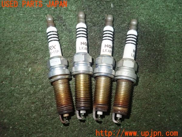 3UPJ=9228500160]ヴェゼル ハイブリッド e:HEV(RV5)前期 NGK LKAR7ARX-11P PremiumRX スパークプラグ 4本 中古_3