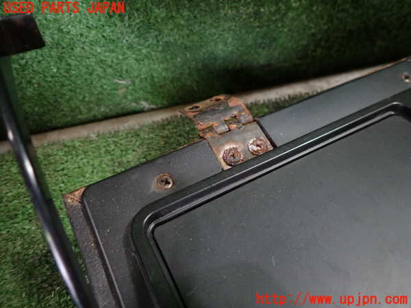 1UPJ-9228517516]ジャガー・XJS(JNJCX)グローブボックス1 中古_4