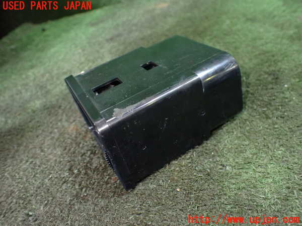 1UPJ-9228517527]ジャガー・XJS(JNJCX)エアコン吹き出し口2 (左) 中古_2