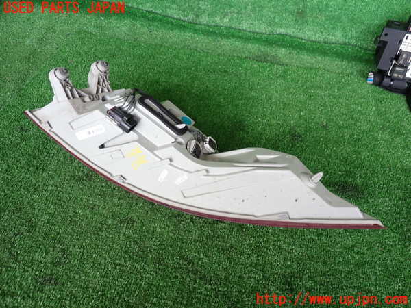 2UPJ-9228531536]ジャガー・XF(JB2NA)左テールランプ 中古_2