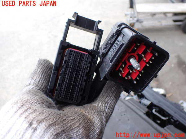 2UPJ-9228532010]ジャガー・XF(JB2NA)エンジン 204DT ジャンク品 中古_3
