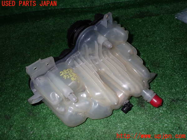 2UPJ-9228532410]ジャガー・XF(JB2NA)ラジエータータンク 中古_2