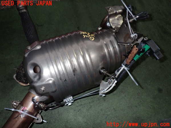 2UPJ-9228532661]ジャガー・XF(JB2NA)触媒1 中古_3