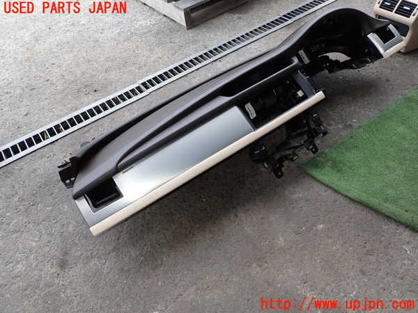 2UPJ-9228537505]ジャガー・XF(JB2NA)ダッシュボード 中古_3