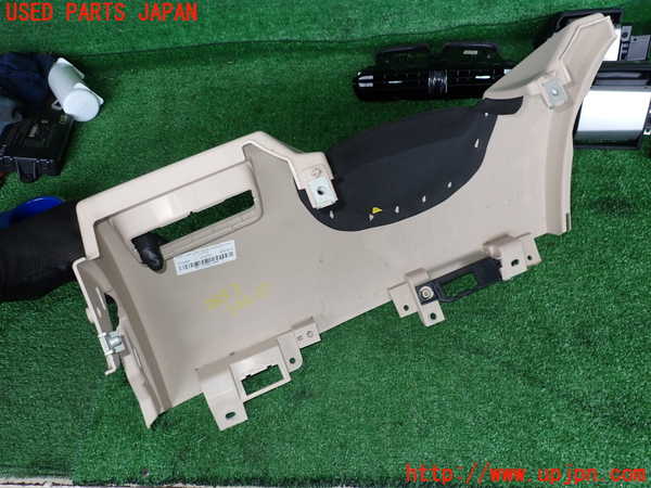 2UPJ-9228537691]ジャガー・XF(JB2NA)内装トリム類1 中古_2