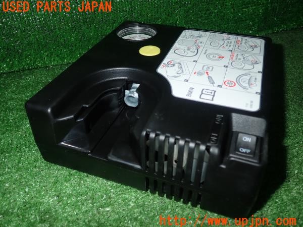 3UPJ=9228540625]BMW ミニ(MINI)クーパーSD(XN20 F56)純正 エアコンプレッサー パンク修理キット 中古_3